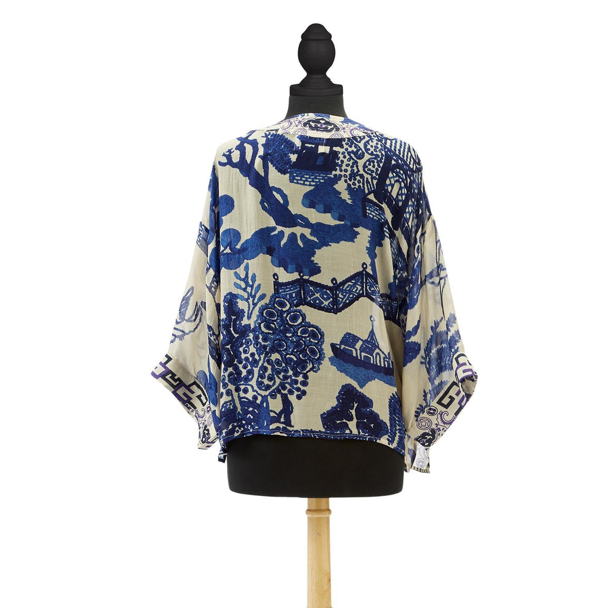 Design Shop Giant Willow Blue Short Kimono