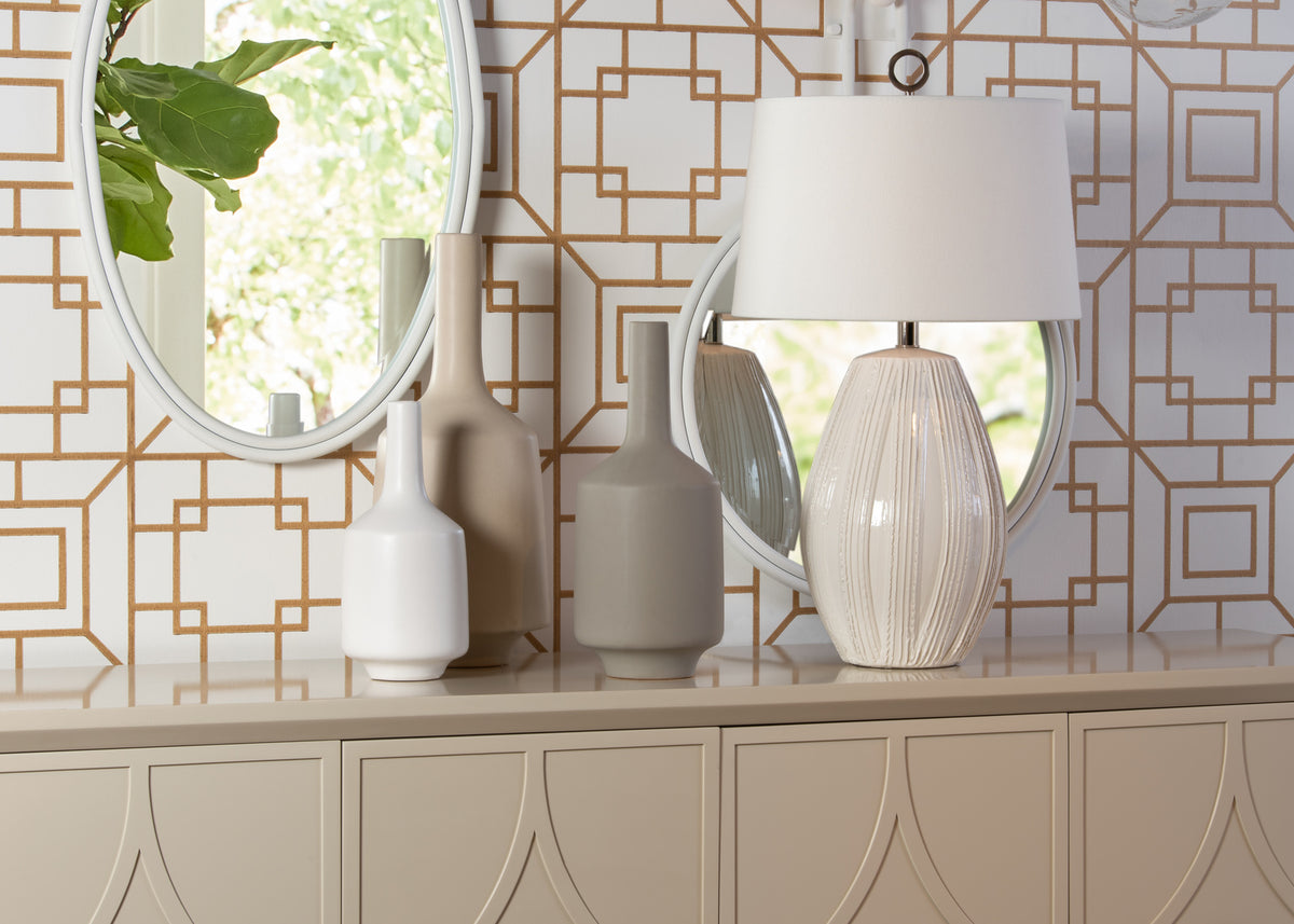 Wildwood Borghese Lamp - IVory