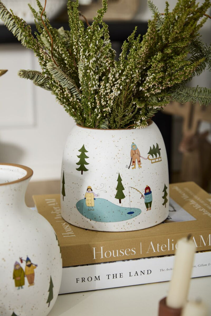 Design Shop Multicolor Villagers Collection Pot, 7.25" X 6.25".