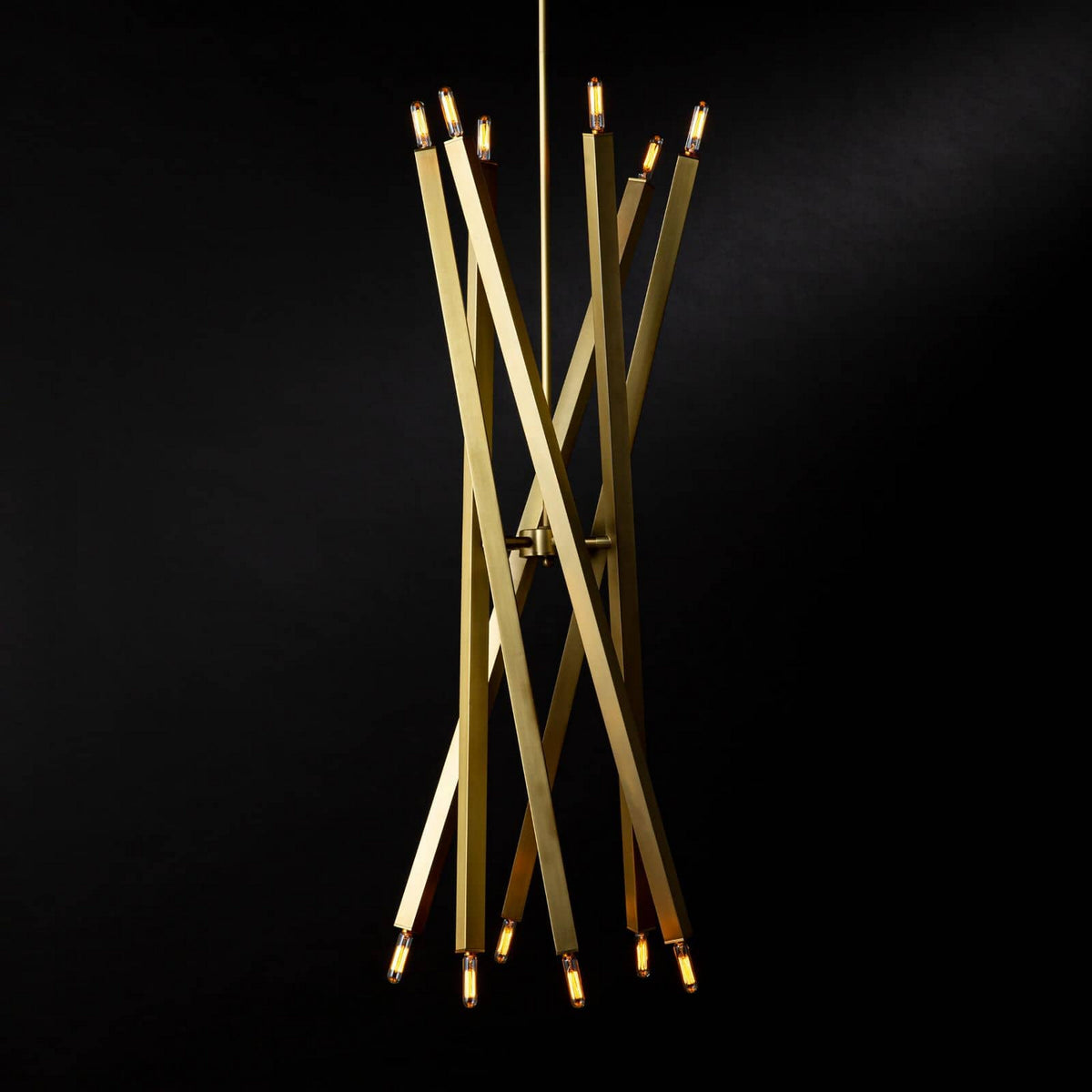 Regina Andrew - 16-1289NB - 12 Light Chandelier - Viper - Natural Brass