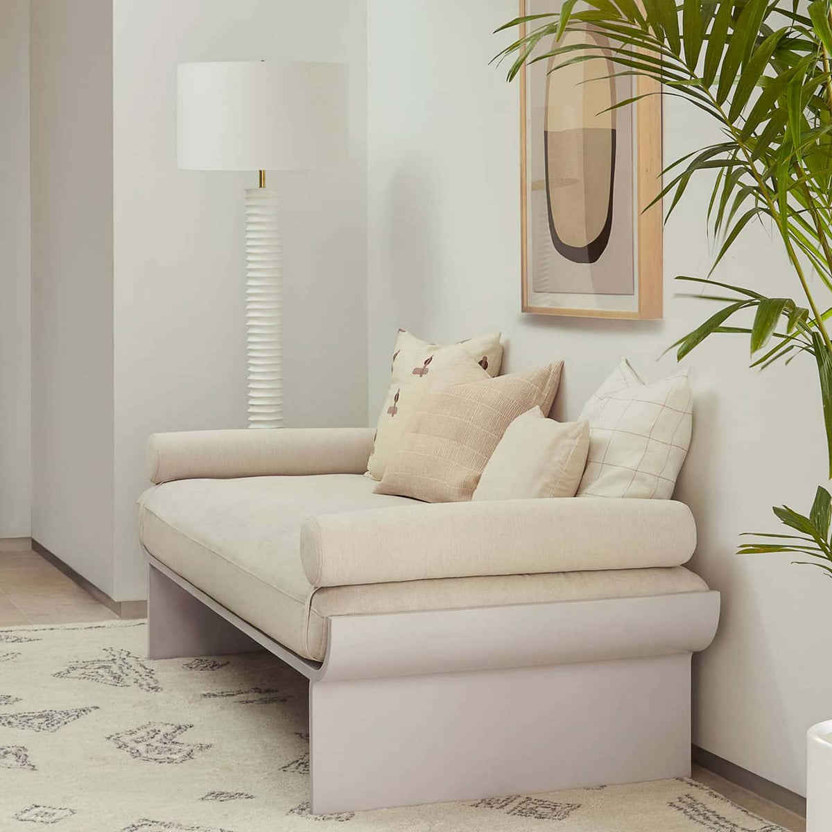 Regina Andrew - 14-1047WT - One Light Floor Lamp - Nabu - White