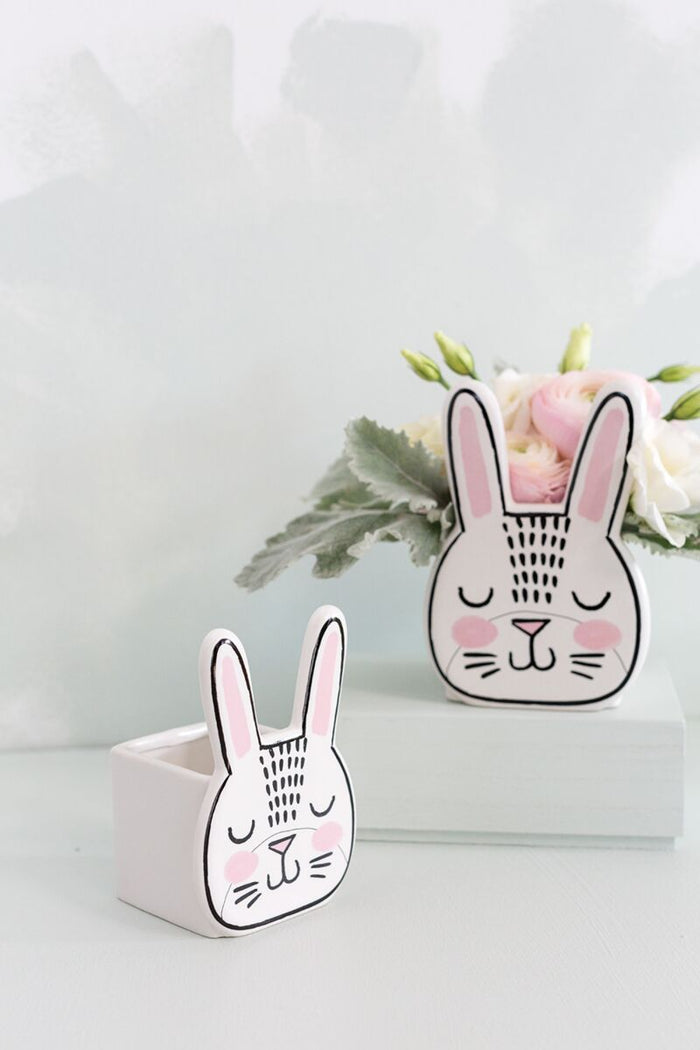 Design Shop White Bashful Bunny Pot, 2.75" X 4.75", Set of 6.