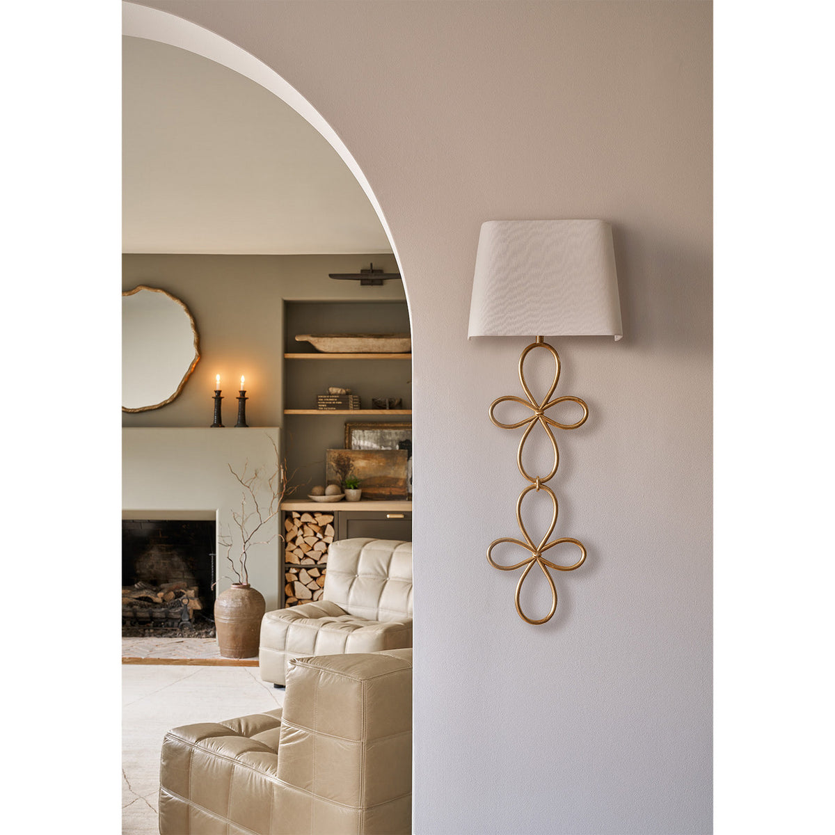 Regina Andrew - 15-1235 - One Light Wall Sconce - Minuet - Gold Leaf