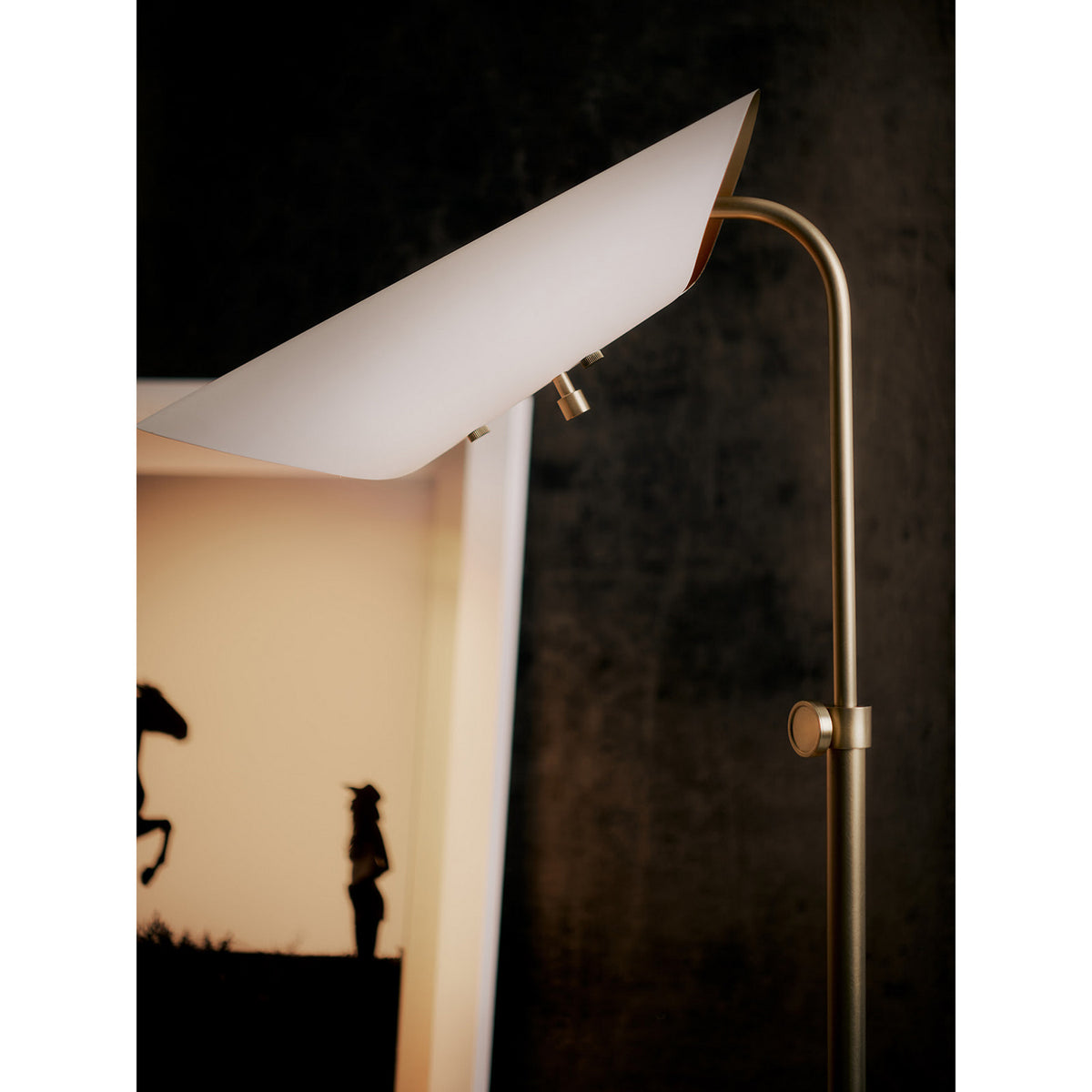 Regina Andrew - 14-1067WTNB - One Light Floor Lamp - Vest - White