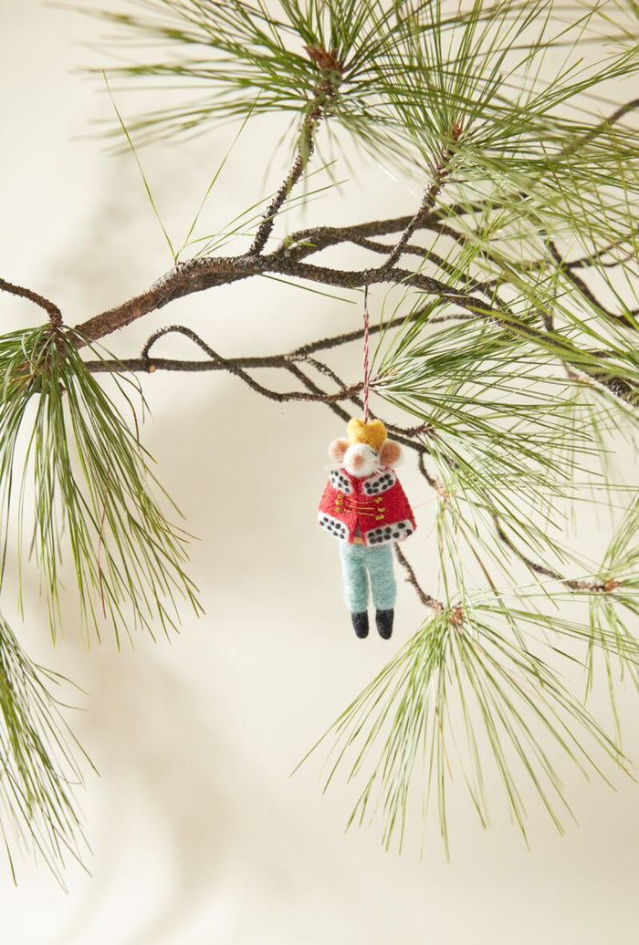 Design Shop Multicolor Regal Mouse Ornament Mouse Queen, 2.75" X 5.5", Set of 4.