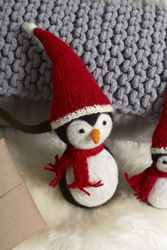 Design Shop Red Chilly Willy Ornament Figurine, 3" X 11", Set of 2.