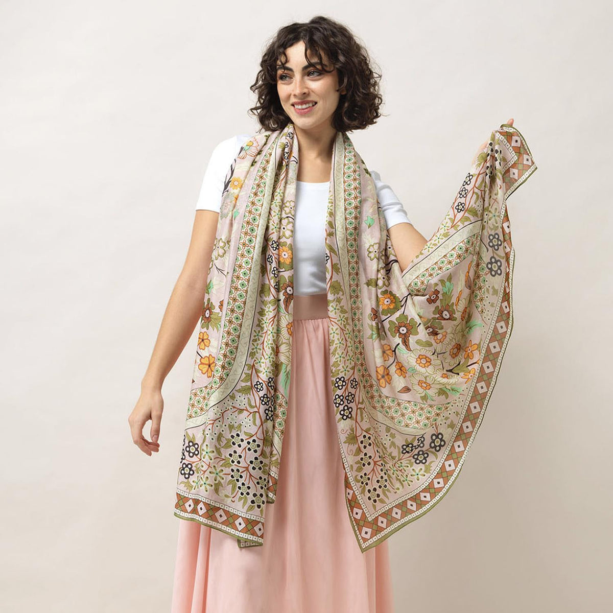 Design Shop Floral Arch Print Scarf - Viscose/Modal