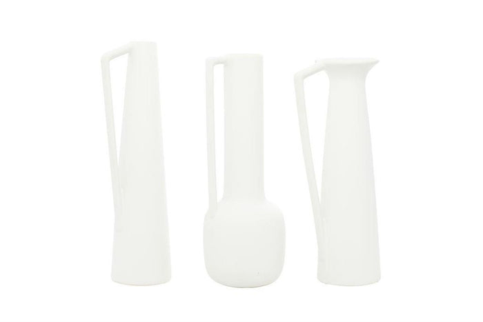 Design Shop  Cosmoliving By Cosmopolitan 16 inch White Ceramic Vase w/ Handles