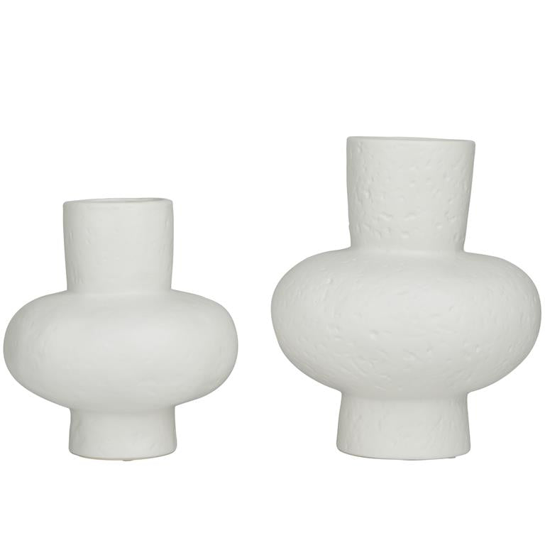 Design Shop  Cosmoliving By Cosmopolitan White Ceramic Gourd Style Vase