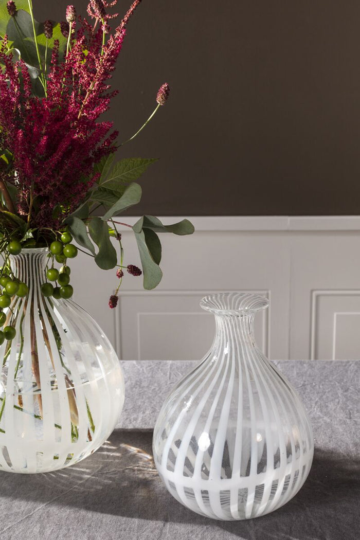 Design Shop White Abelia Budvase, 6" X 8.25".