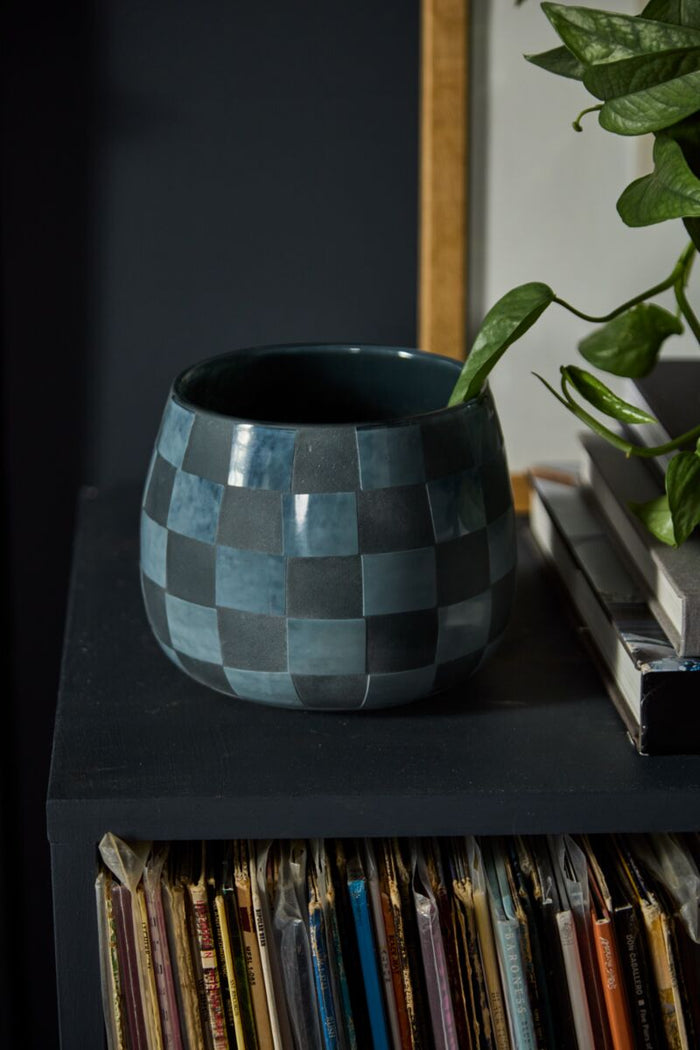 Design Shop Enthia Vase 6.25"x 5.5"