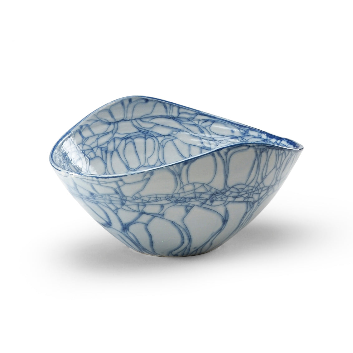 Chelsea House Blue Oval Centerpiece