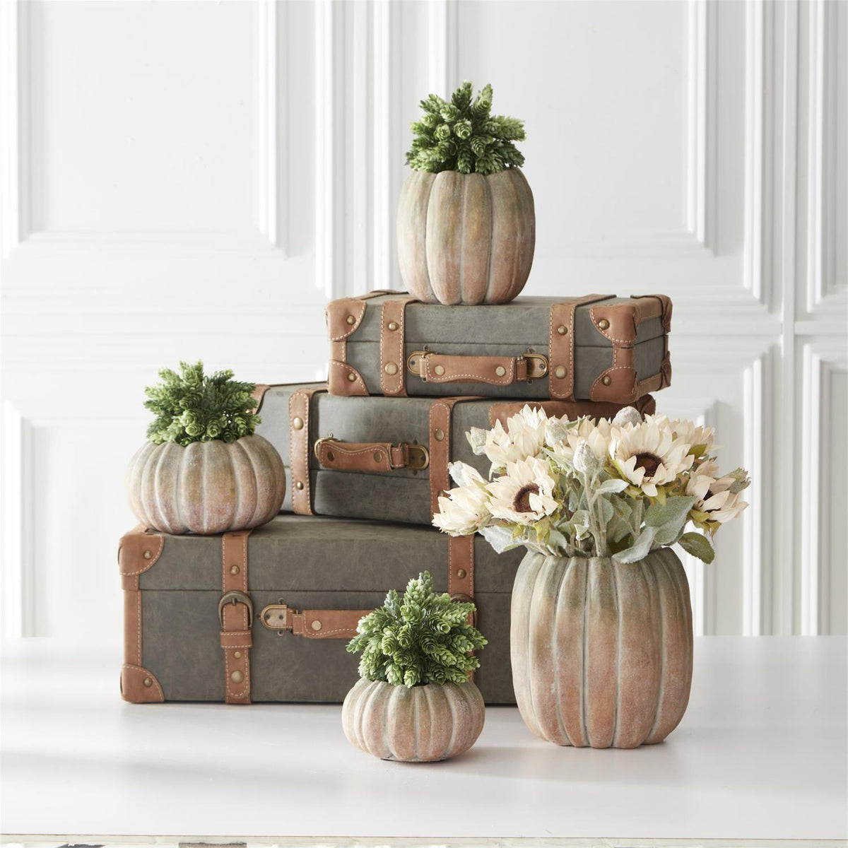 Design Shop 18 Inch White Bloom & Blossom Sunflower w/Flocked Stem