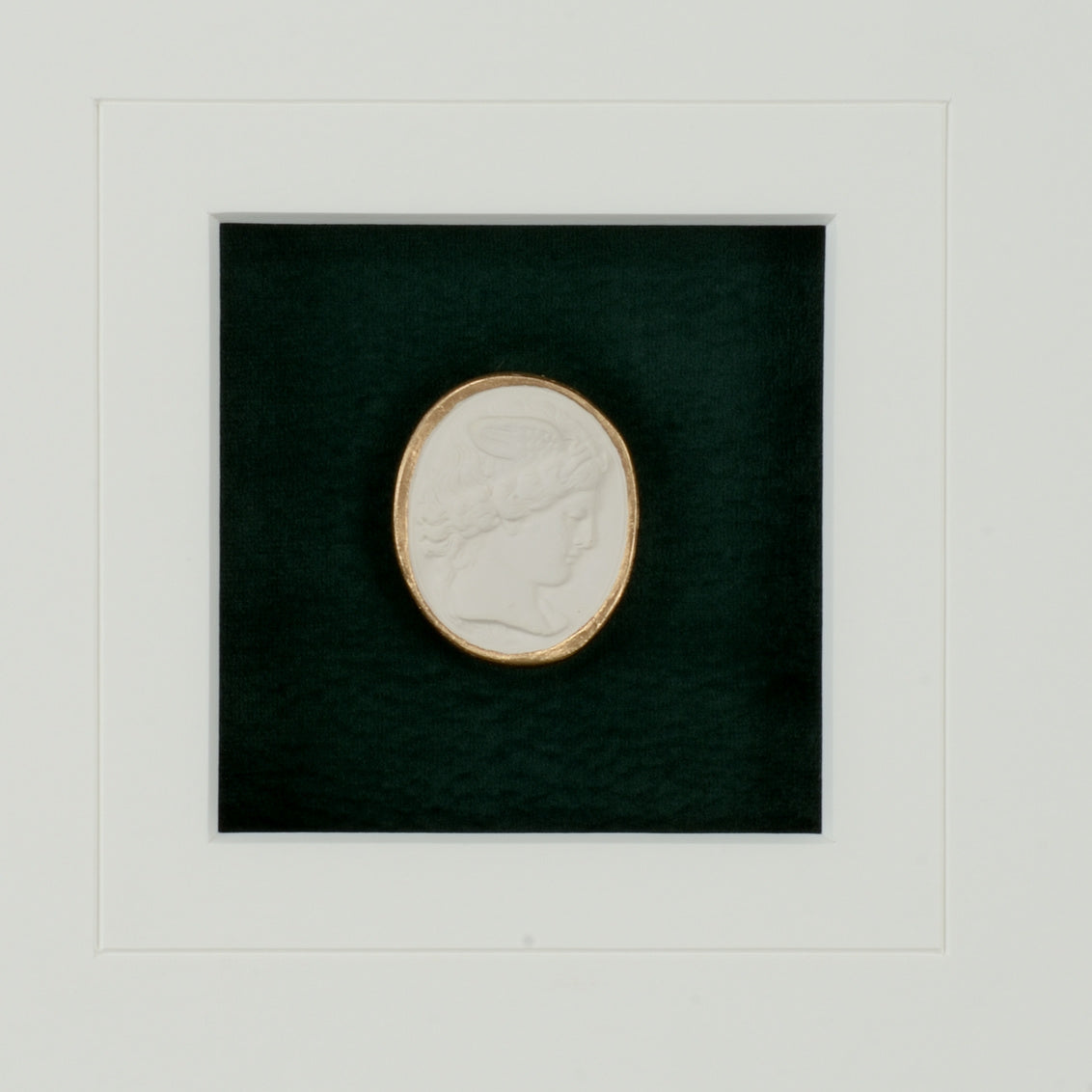 Chelsea House Intaglio In Gold III