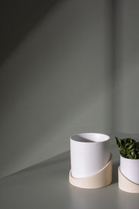 Design Shop White Brisbane Pot, 4.75" X 5.5".