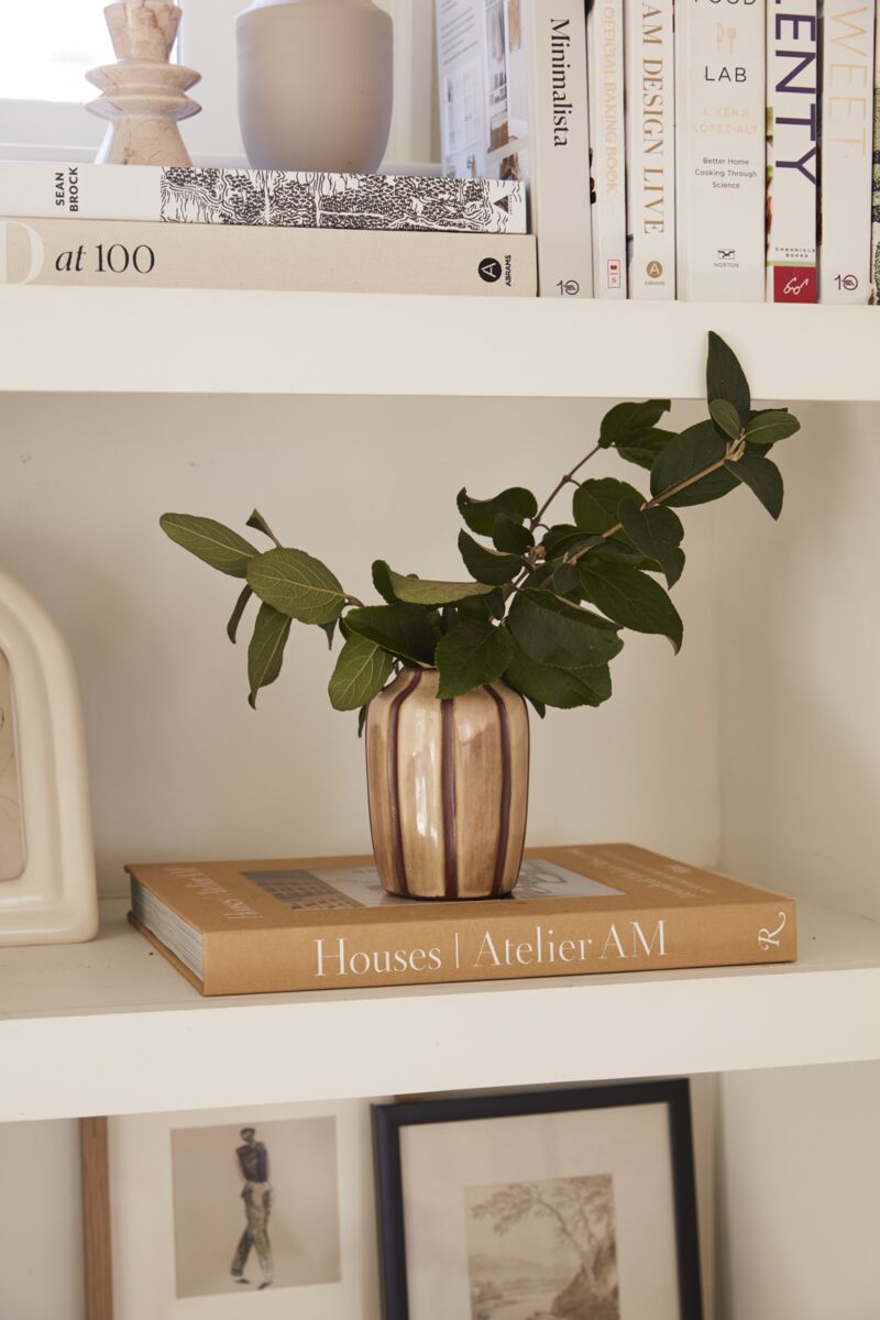 Design Shop Brown Mollino Collection Budvase, 3.5" X 5.25", Set of 4.