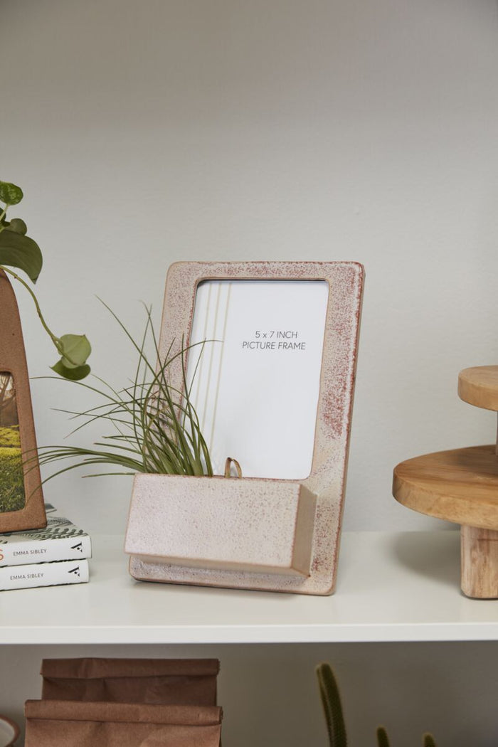 Design Shop Pink Farran Frame Rectangle, 7" X 11", Set of 2.