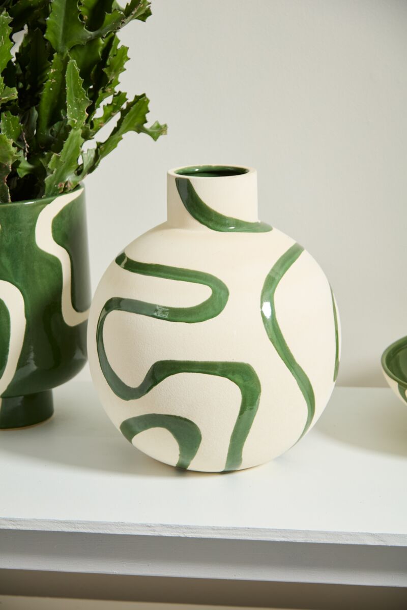 Design Shop Curvature Vase 15"x 17.5"