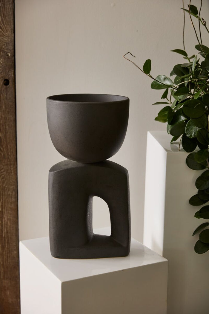 Design Shop Black Oberon Collection Pot, 9" X 18".