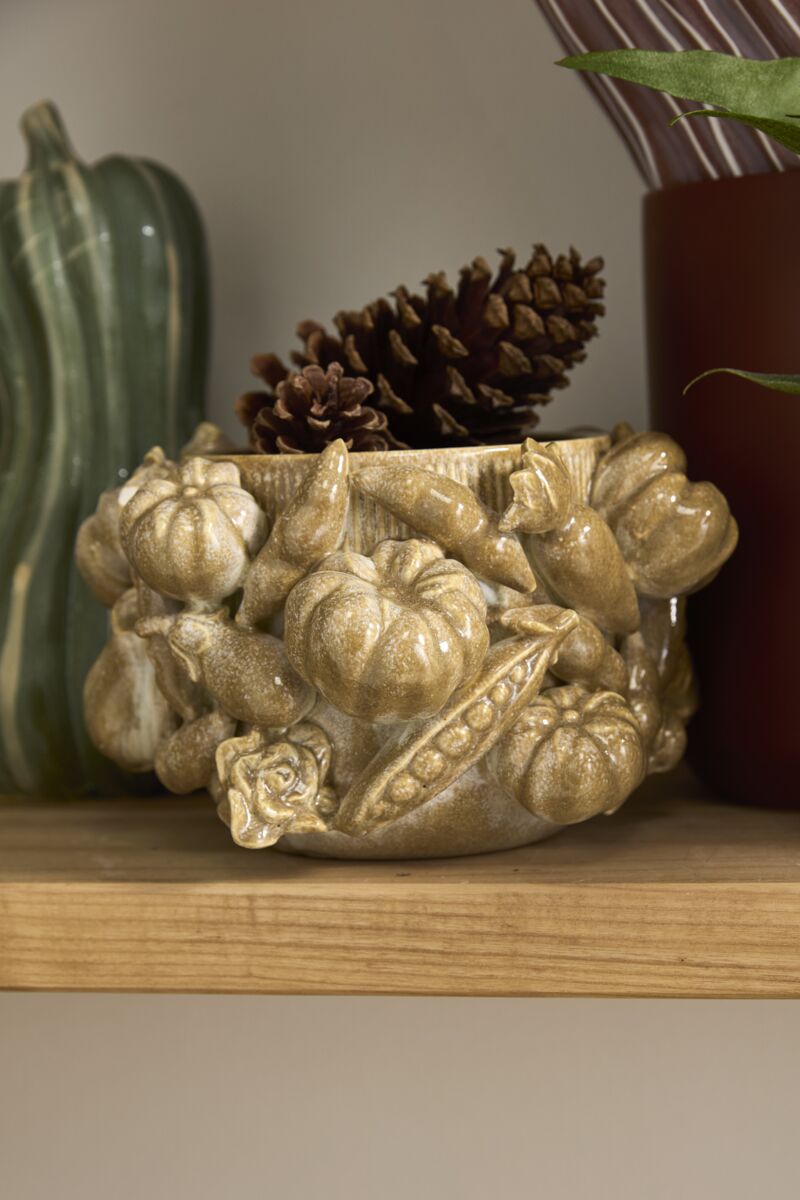 Design Shop Lady Harvest Pot 9"x 10"x 6"