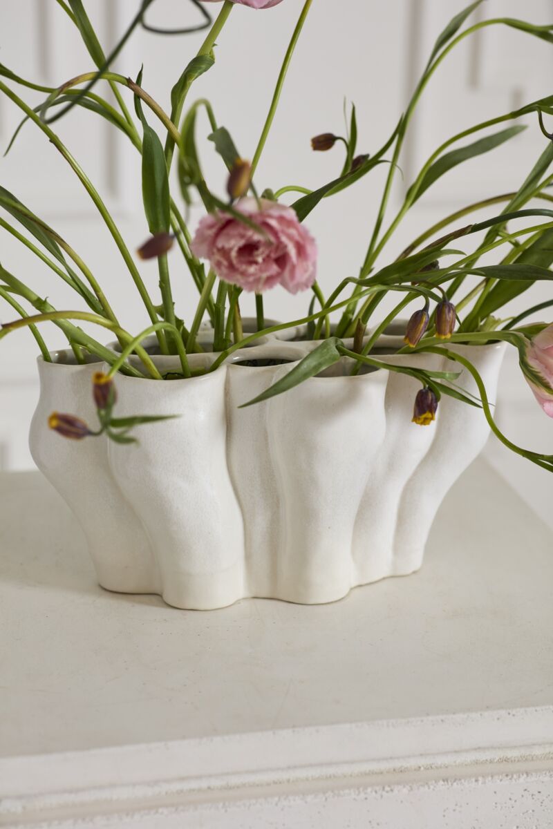 Design Shop Kado Vase 14.25"x 6.75"x 7"