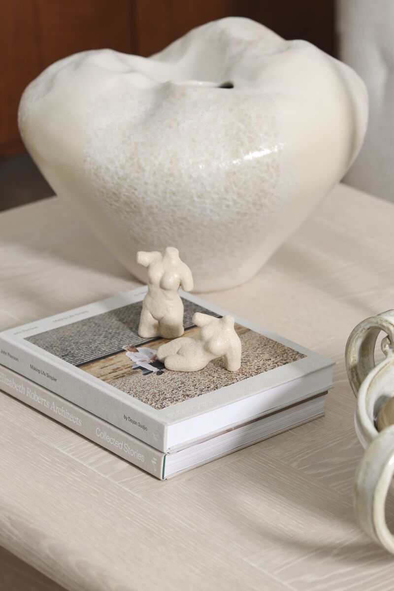 Design Shop Aphrodite Sculpture Set of 2 - 4"x 2"x 4"