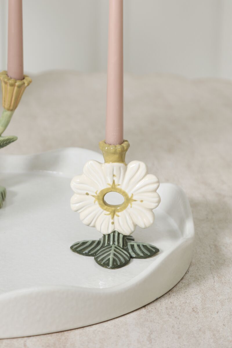 Design Shop Soft Petal Candleholder 4.5"x 4.5"x 5.5", Set of 2