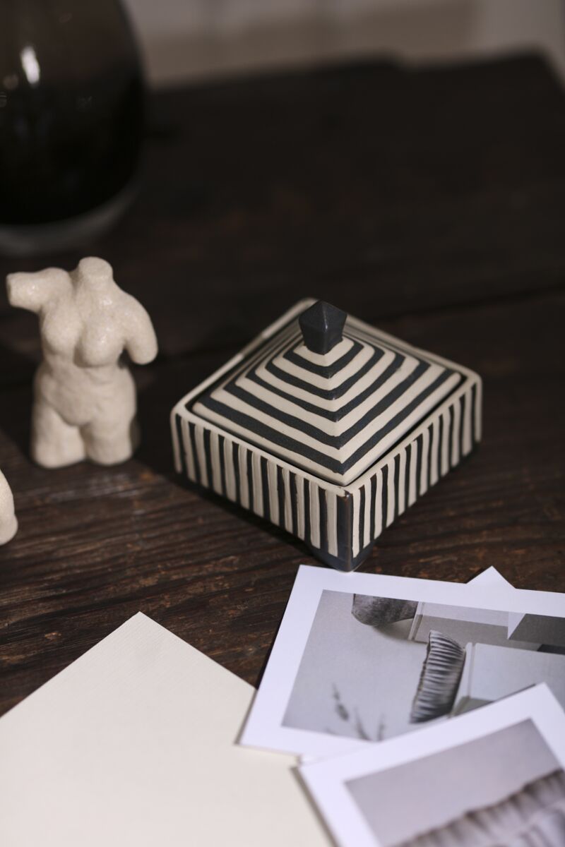 Design Shop Banda Decorative Box 4"x 4"