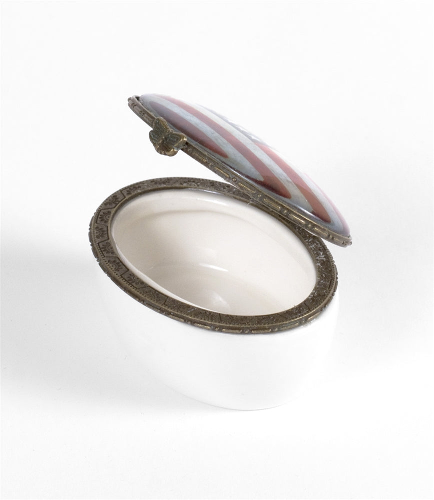 Design Shop Vintage American Flag Oval Keepsake Box
