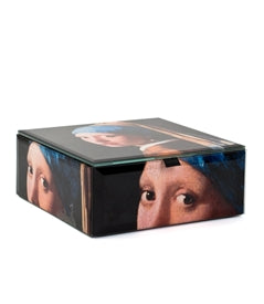 Design Shop Girl With A Pearl Keepshake Box