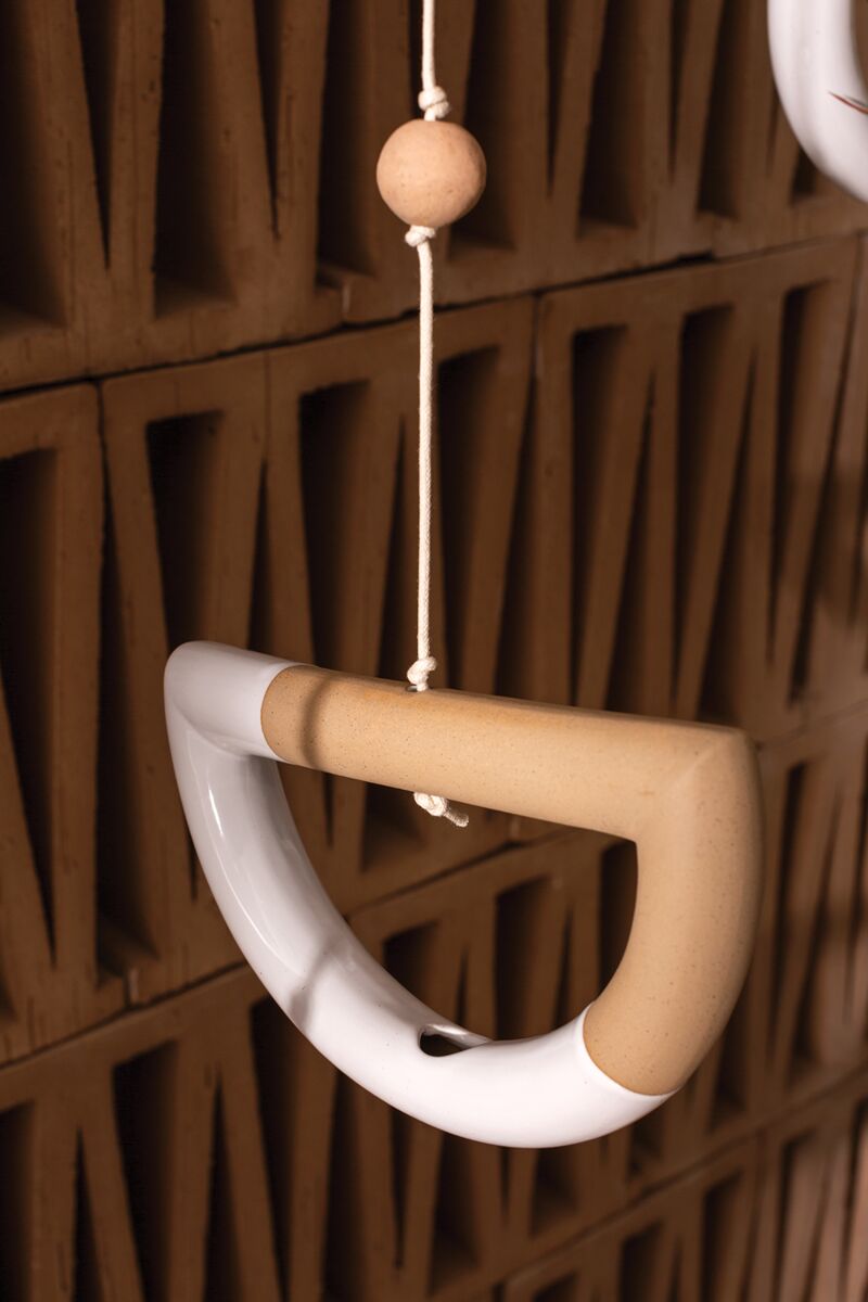 Design Shop White Nevena Tillandsia Holder, 7" X 12".