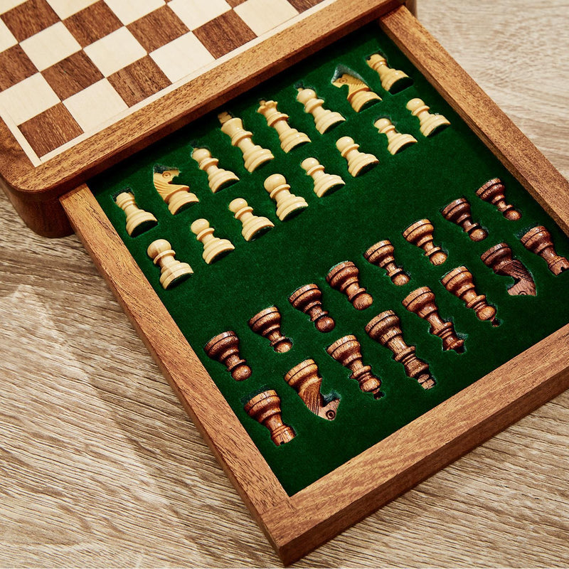 Design Shop Magnetic Chess Set in Hand-Crafted Wooden Box - Acacia Wood/Maple Wood/Polyester