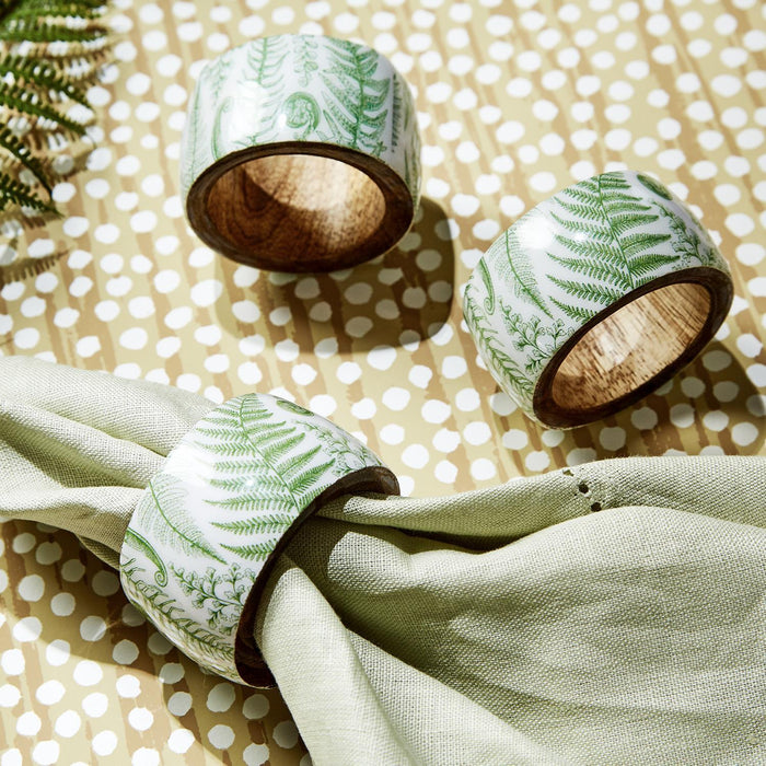 Design Shop Fanciful Fern Hand-Crafted Mango Wood Napkin Ring - Mango Wood/Lacquer, Set of 4.