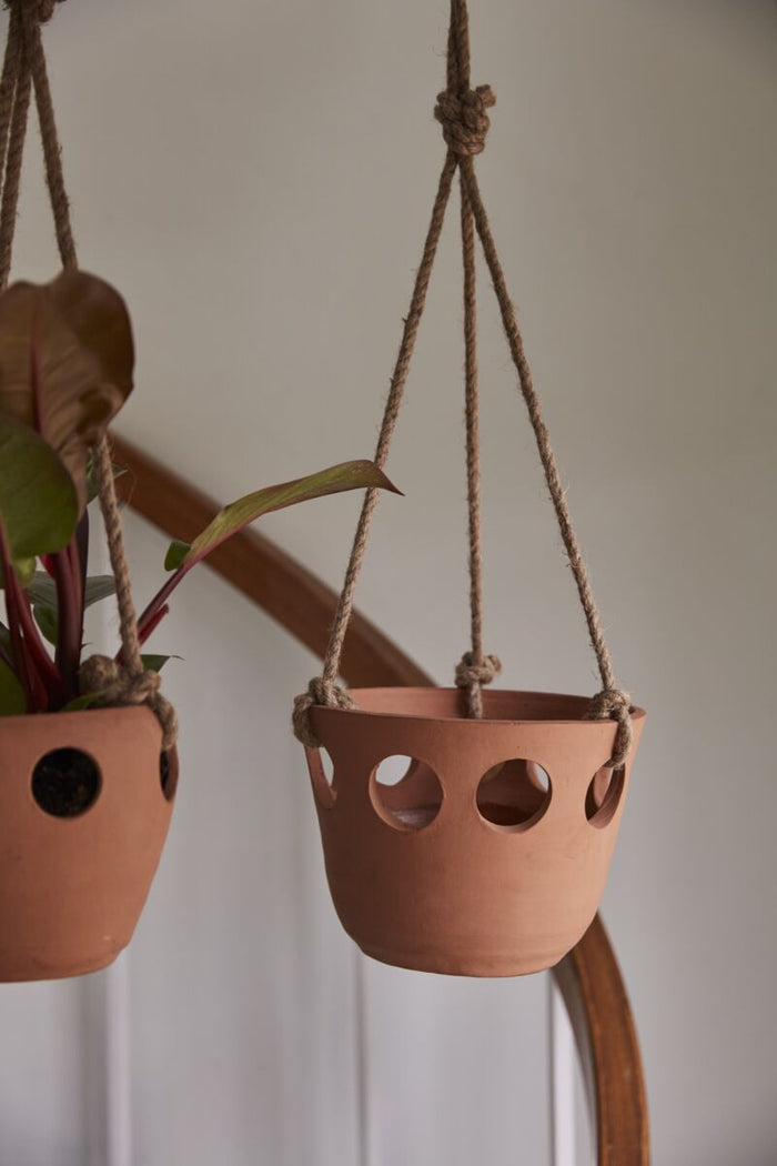Design Shop Terracotta Serralles Hanging Pot, 9.75" X 29", Set of 8.