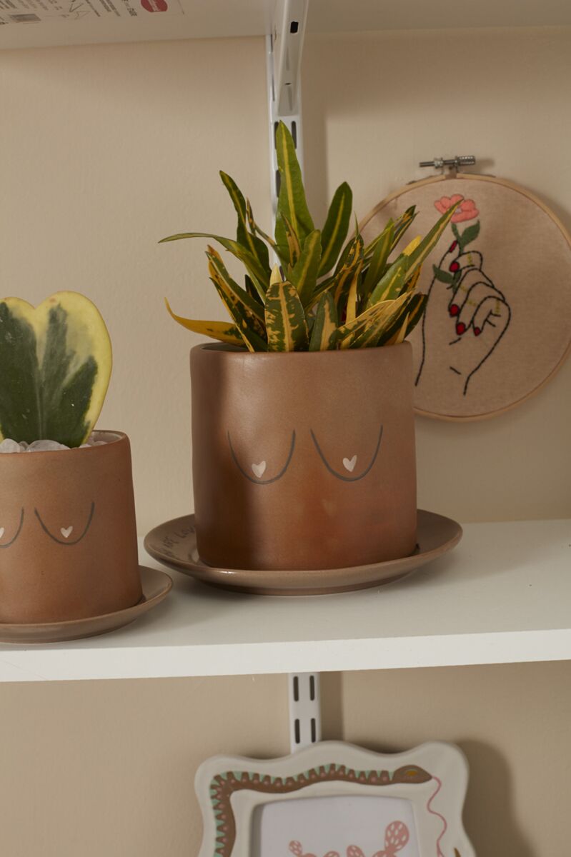 Design Shop Brown You are Loved Pot, 7.5" X 5.25".