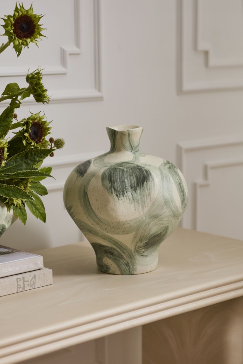 Design Shop Thallow Vase 12.25"x 14"