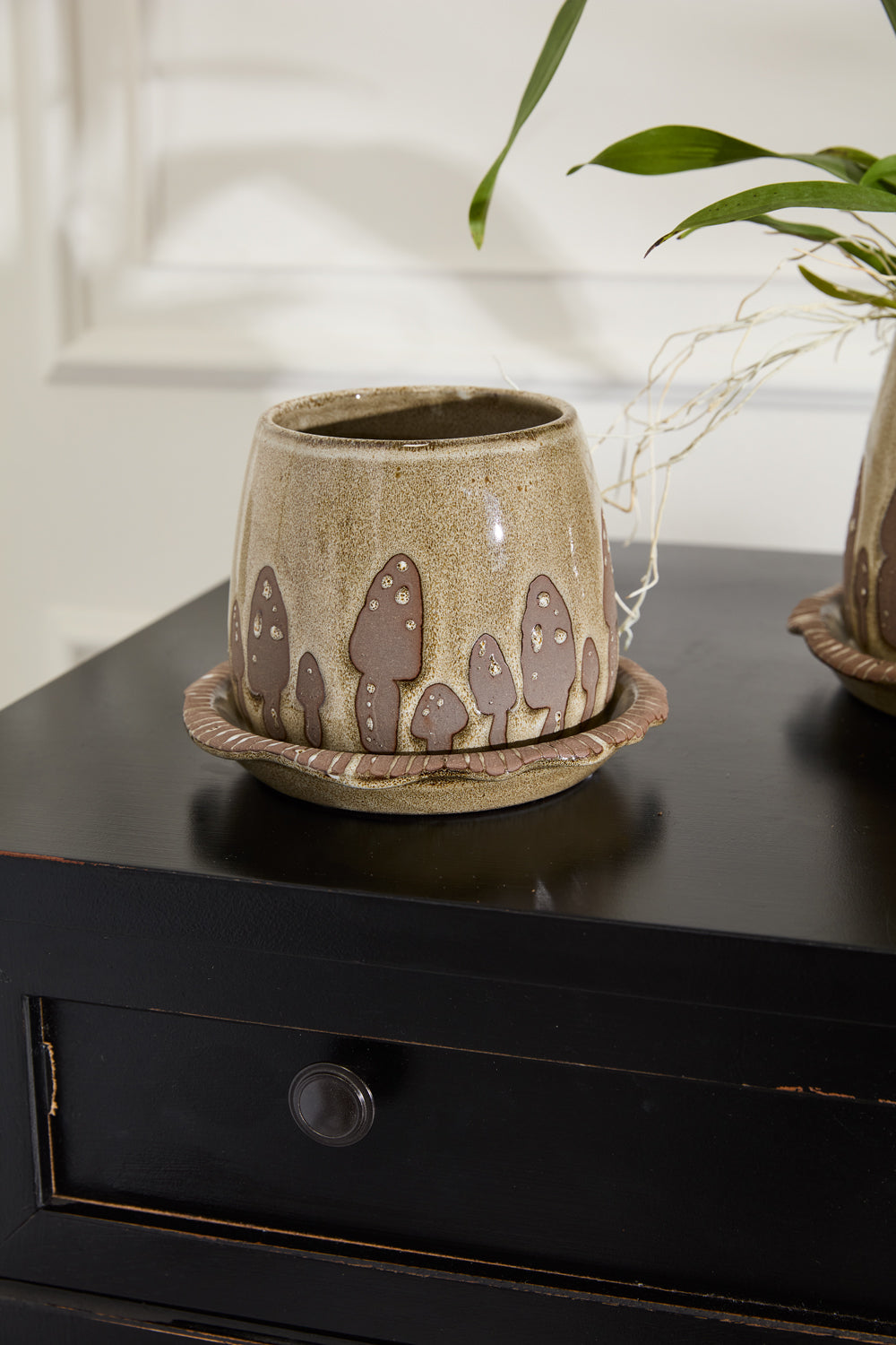 Design Shop Brown Wild Mushroom Pot with Saucer, 7" X 4.75".