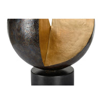 Wildwood Influencer Sculpture
