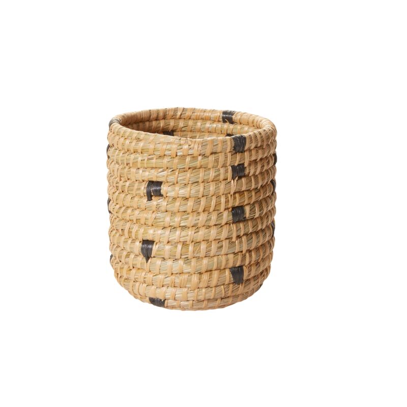 Design Shop Tejida Basket 7"x 7.75"