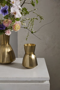 Design Shop Gold Coda Vase, 5.25" X 8", Set of 4.