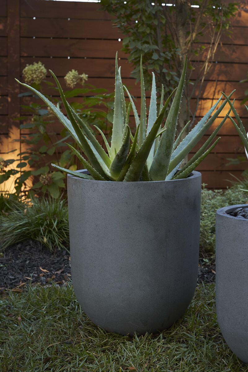 Design Shop Leith Planter 18"x 21.5"