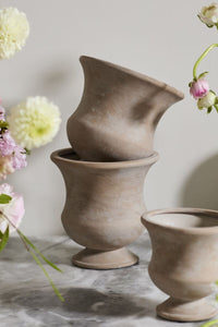 Design Shop Wallace Urn 8"x 8"