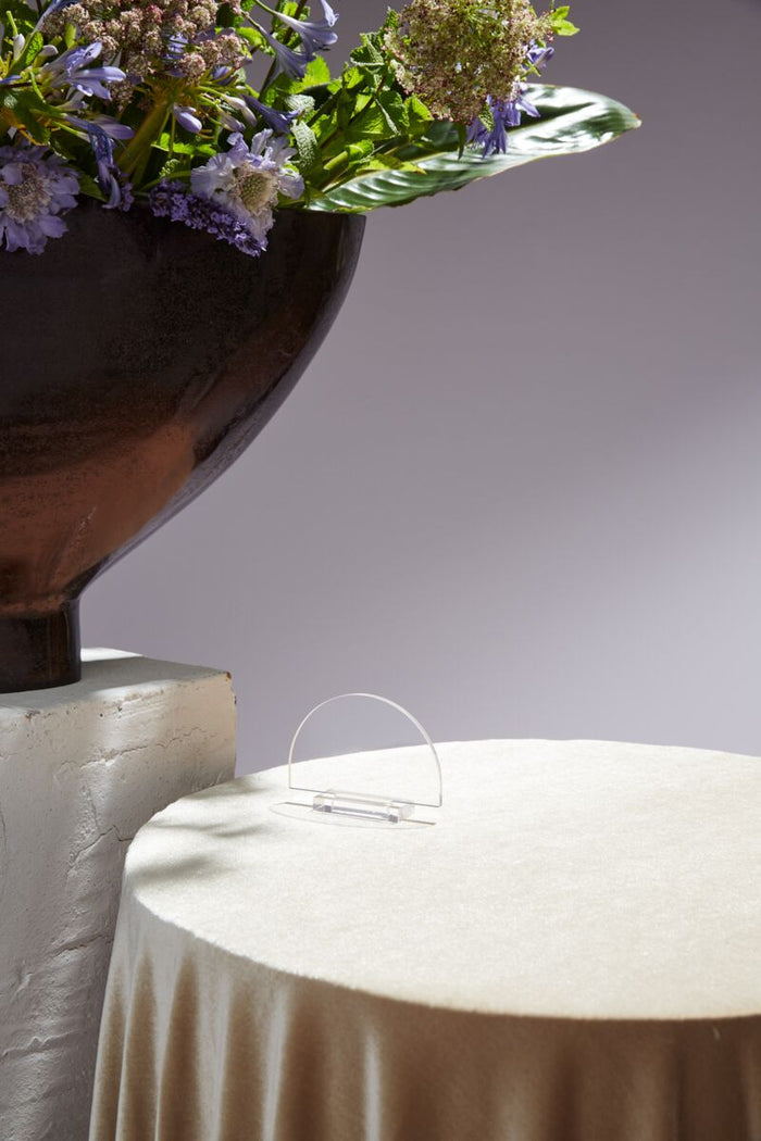 Design Shop Clear Nouvelle Tabletop Sign, 3.75" X 2.75", Set of 6.