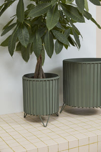 Design Shop Green Corum Planter, 8.5" X 11".