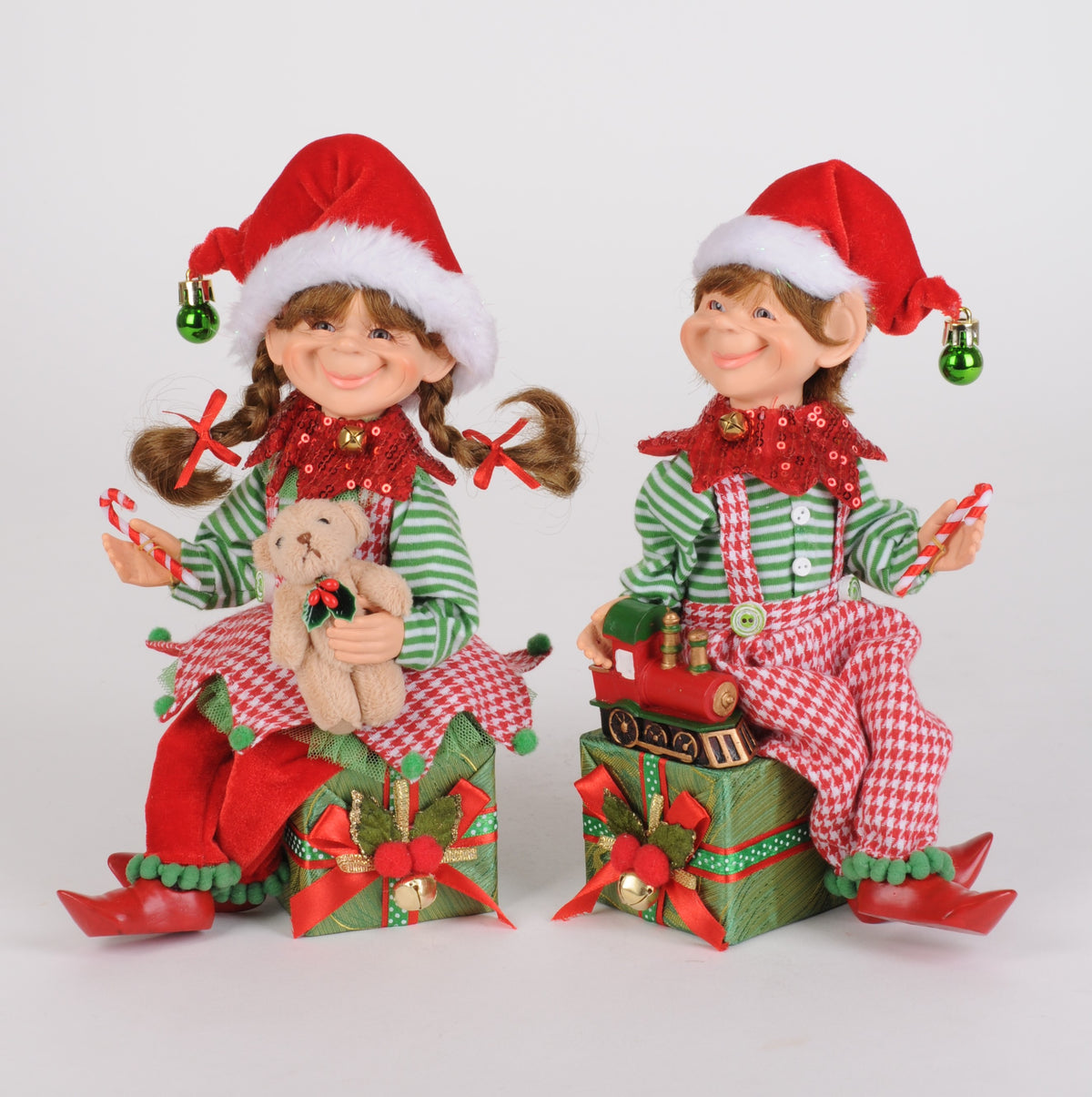 Karen Didion Christmas Presents Elf Set
