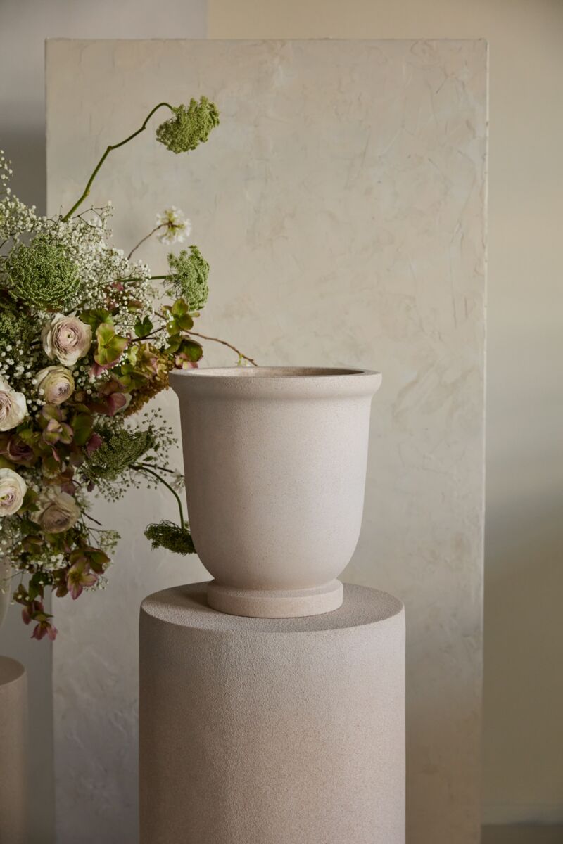 Design Shop Pirouette Urn 12.75"x 14"