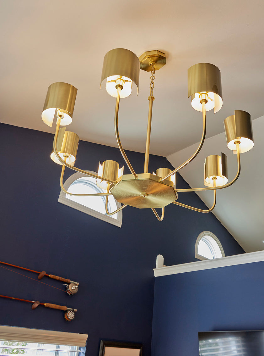 Wildwood Castle Yard Chandelier - Brass