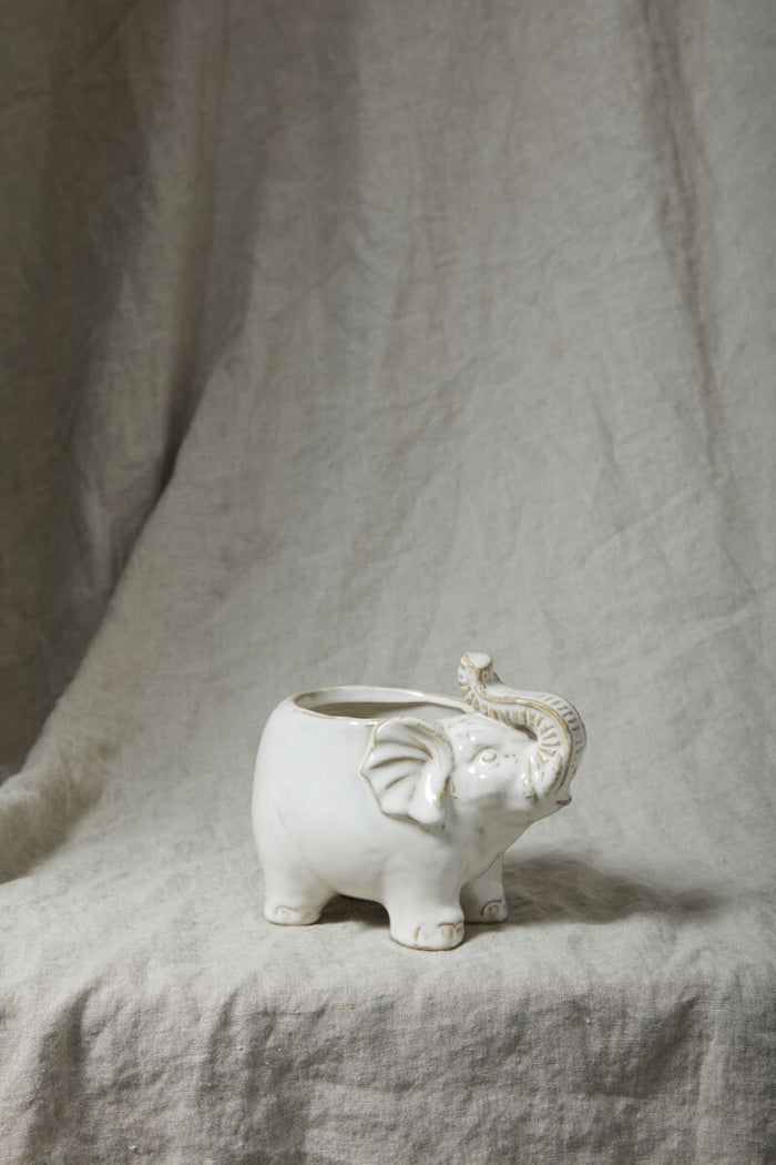 Design Shop White Elephant Pot Pot, 5" X 4", Set of 4.