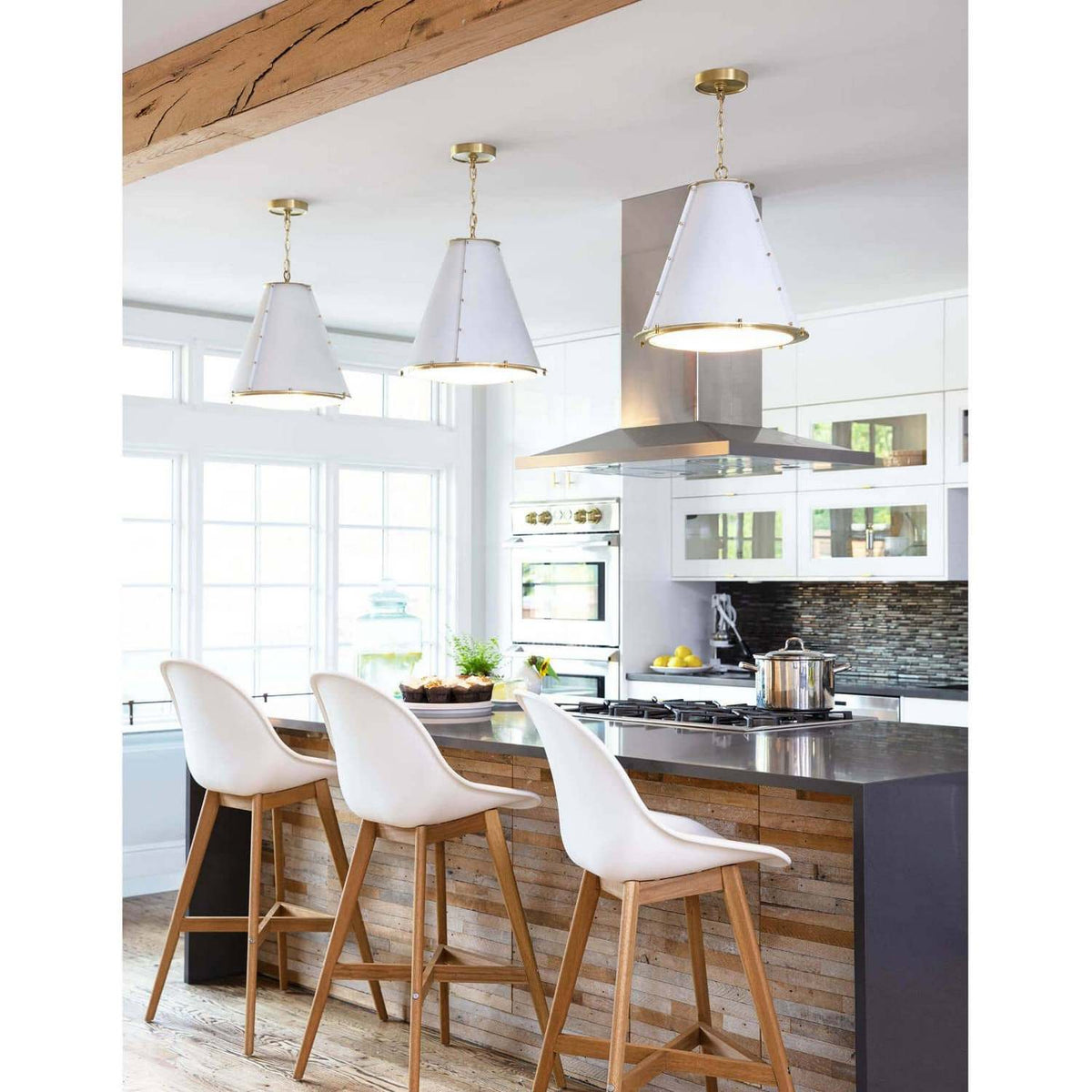 Regina Andrew - 16-1220WT - One Light Chandelier - French - White