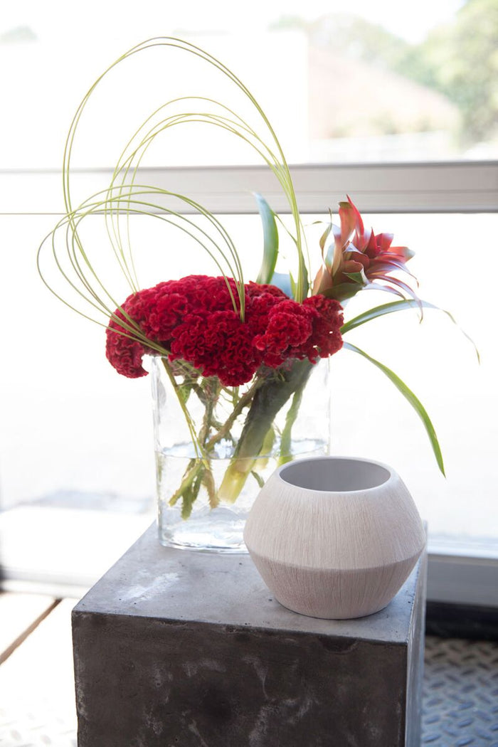 Design Shop White Avon Pot, 6.5" X 4.5", Set of 2.